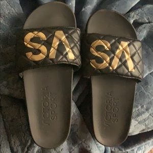 Flip flops